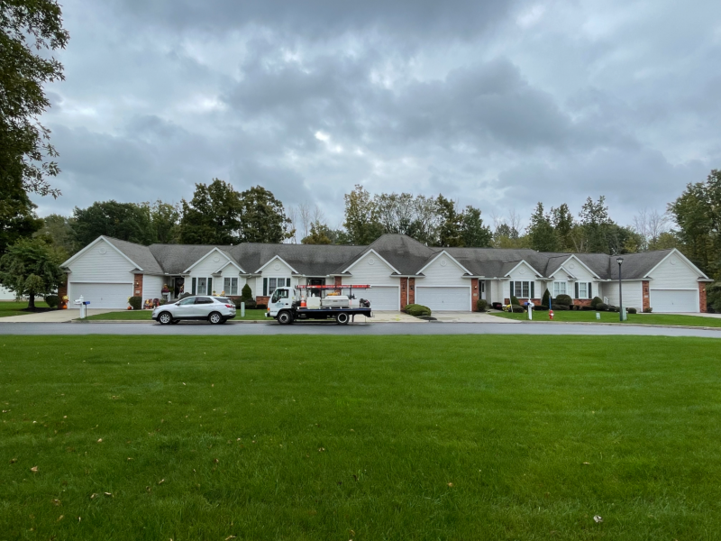 hoa-complex-house-washing-in-grand-island-ny-3
